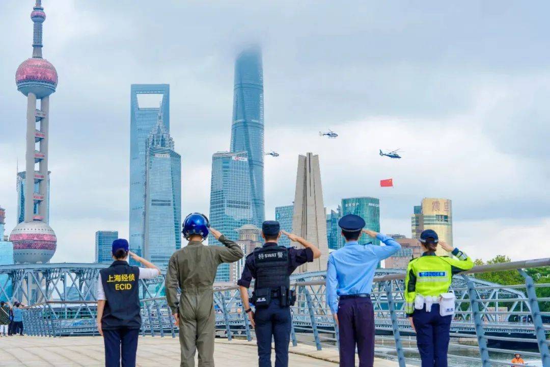 女子代扣6分罚5000！隔夜饭吃进ICU！不开火烧可乐鸡翅爱游戏app网站手机版沪再添中运量公交！覃海洋成绩被取消！(图6)