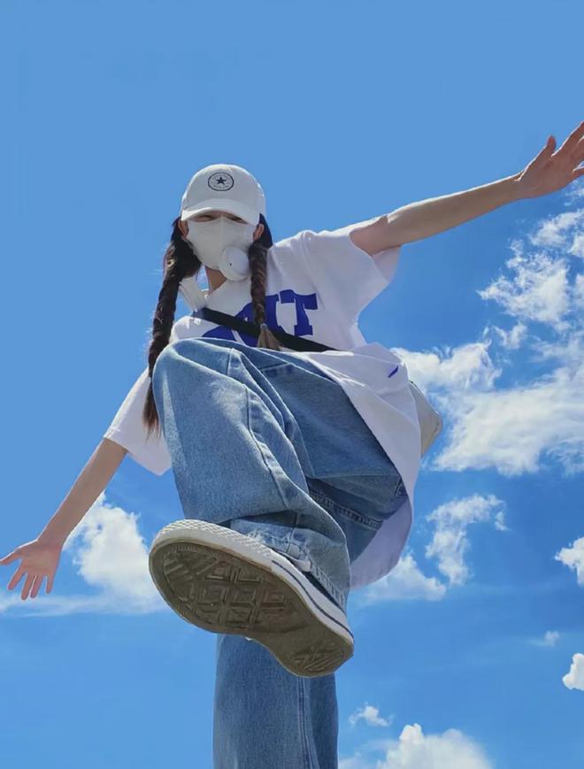 拍谁好看！视觉冲击发疯了的美爱游戏app广角拍照超出片谁(图3)