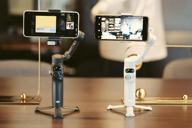 oblie 7 Pro稳定器首发初体验！爱游戏ayx549元！大疆OSMO M(图1)