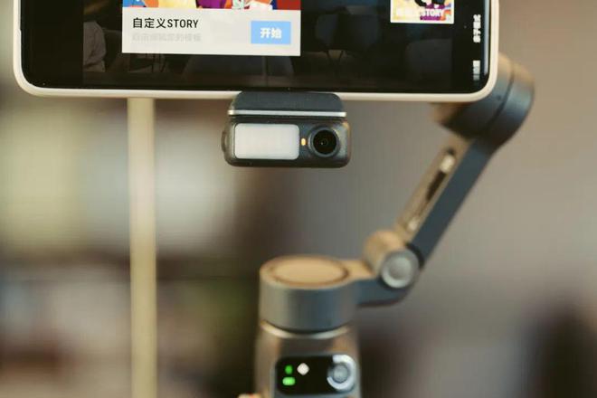 oblie 7 Pro稳定器首发初体验！爱游戏ayx549元！大疆OSMO M(图6)